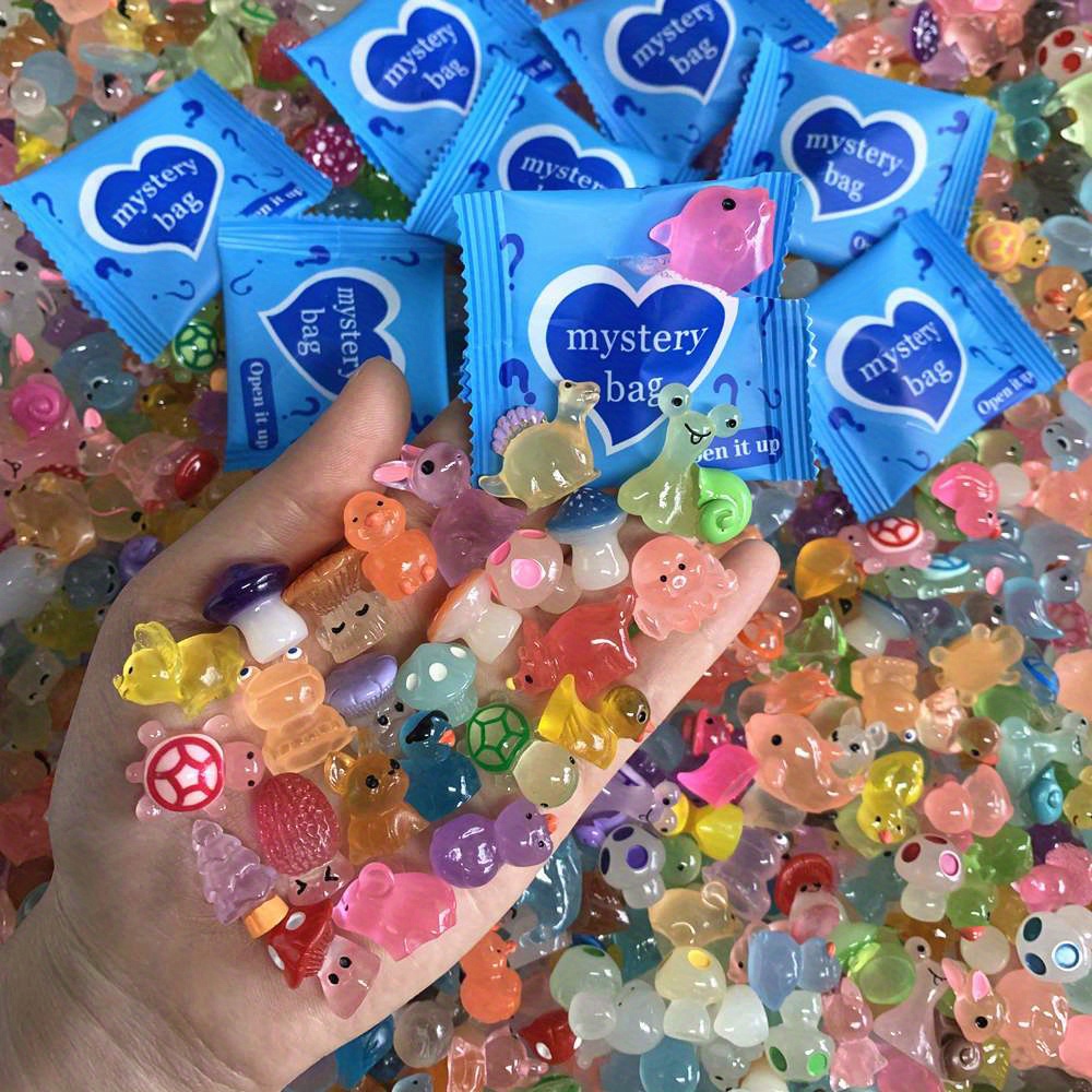 ランダムな動物の形をした非膨張性ゲルビーズ 32 個 - カ - Resin Dye Opaque のレビューと価格