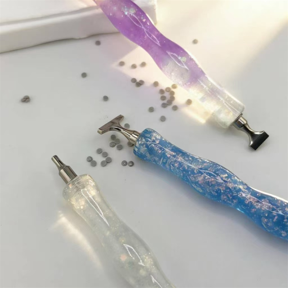 新しい波状樹脂製ダイヤモンドペインティングペン、ネジ式光沢ポ - Resin Art Pen のレビューと価格