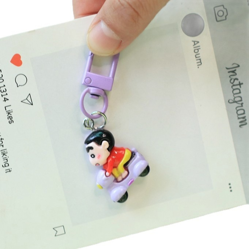 クレヨンしんちゃんキーホルダー高色価値漫画人形形状クリエイテ - Resin Art Toys のレビューと価格