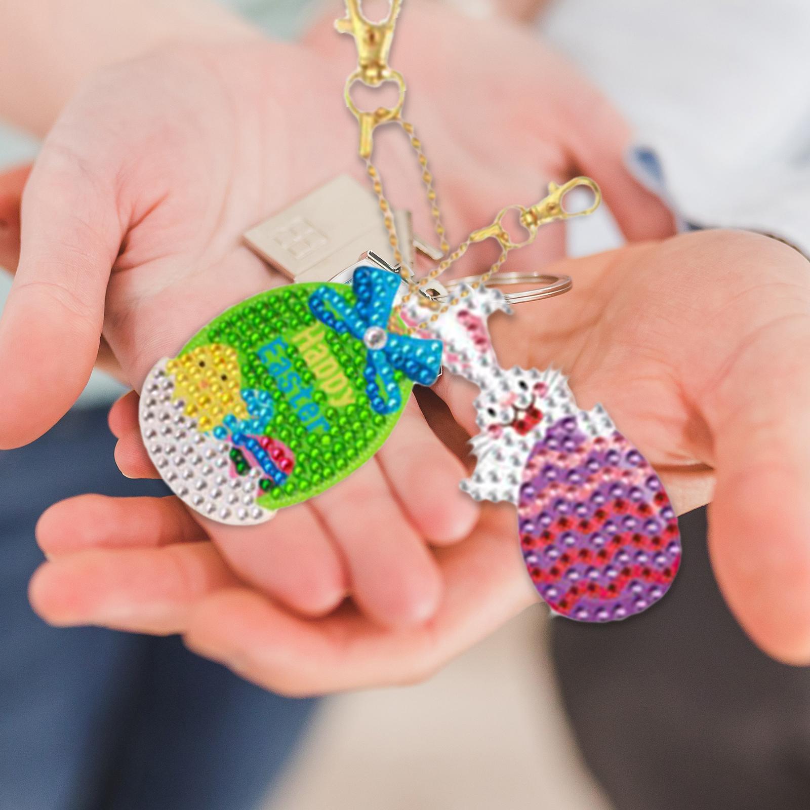 DIYダイヤモンドペインティングキーホルダー イースターバニ - Resin Art Keychain Design のレビューと価格
