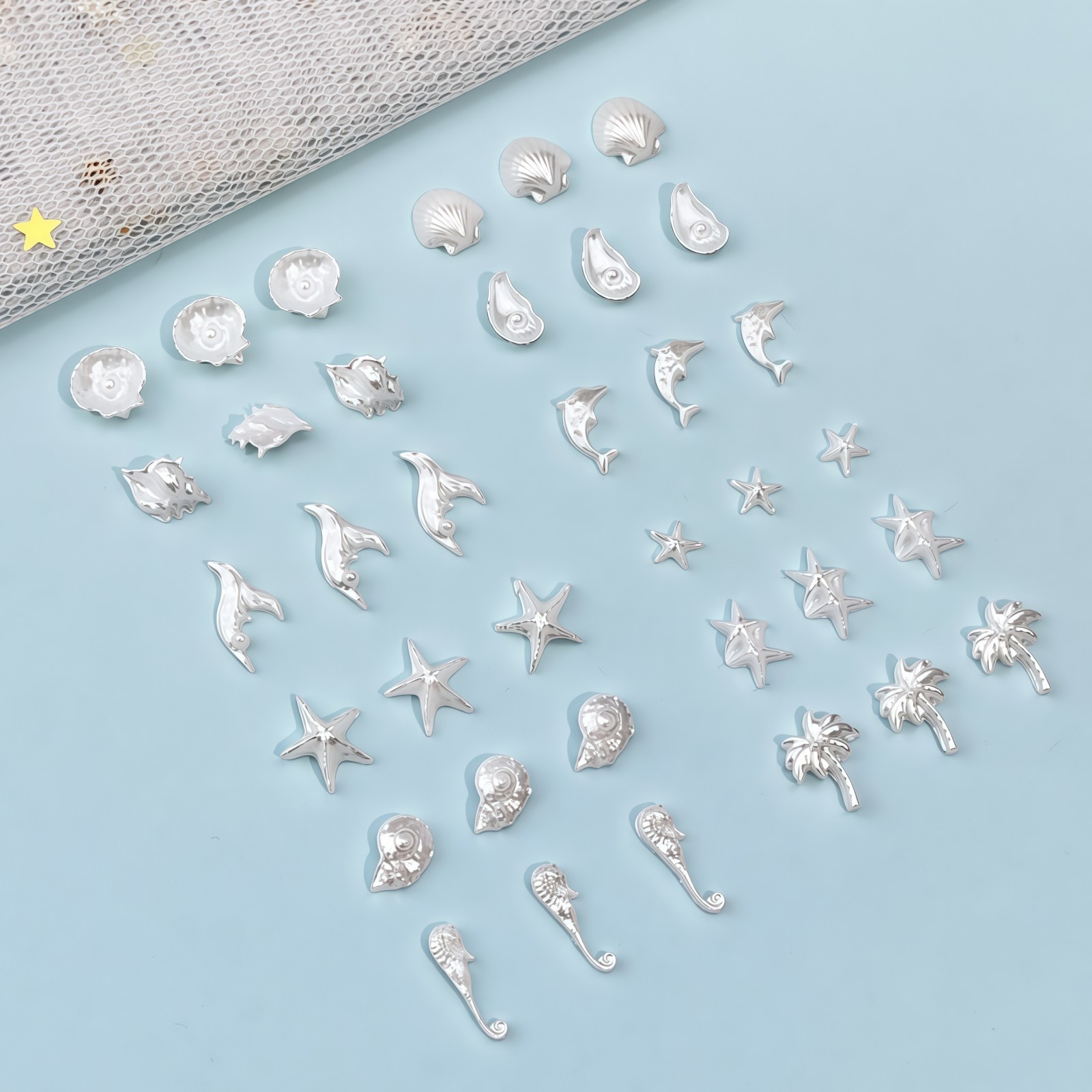 50個入り ドリーミーブルーシーシリーズ レジン製 シェル、 - Resin Art A Keychain のレビューと価格
